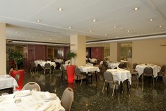 Kyriad Andorra Comtes d'Urgell: Restaurant - photo 13