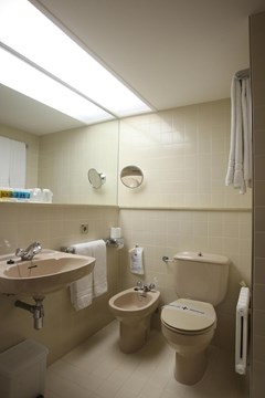 Kyriad Andorra Comtes d'Urgell: Room TRIPLE CAPACITY 3 - photo 3