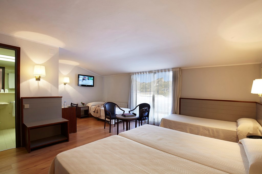 Kyriad Andorra Comtes d'Urgell: Room QUADRUPLE STANDARD