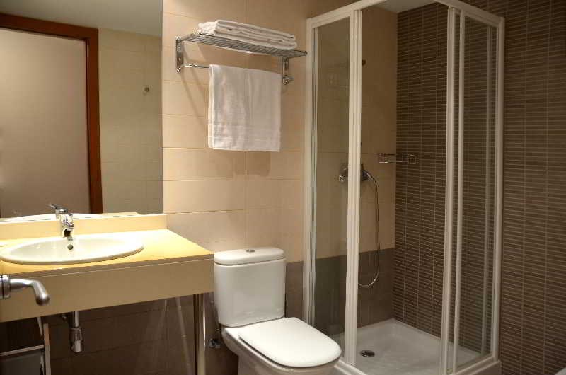 Pierre Vacances Andorra El Tarter: Room APARTMENT CAPACITY 4 ONE BEDROOM