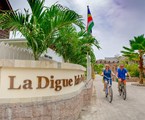 La Digue Island Lounge