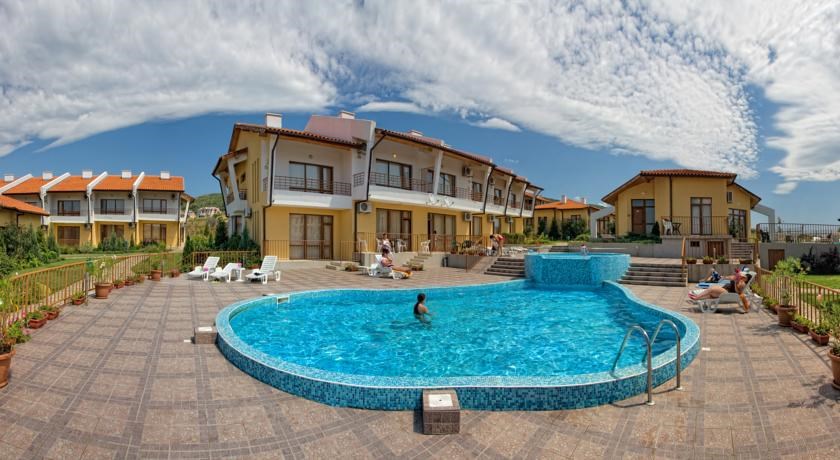 Villas Montemar Kosharitsa