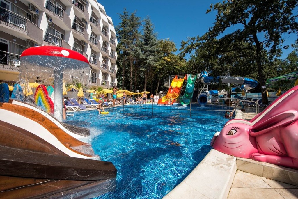 Prestige DELUXE Aquapark club