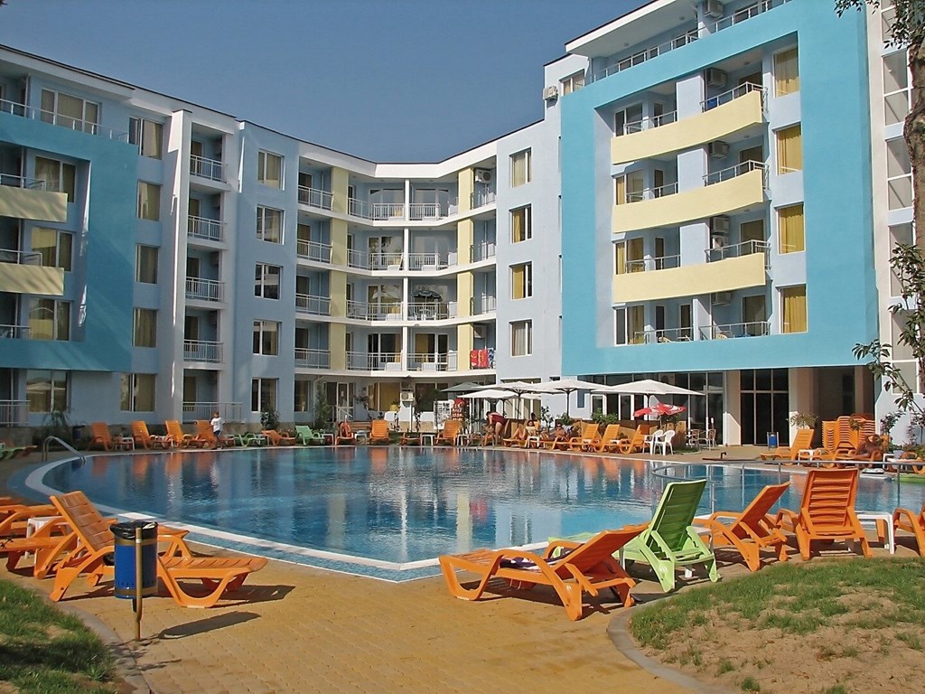 Yasen Aparthotel /PM/