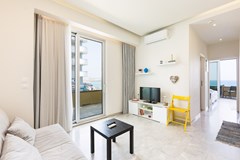 Meltemi Coast Suites - photo 12