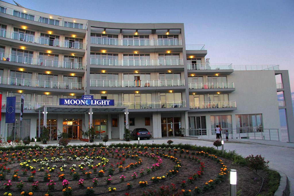 Moonlight Hotel