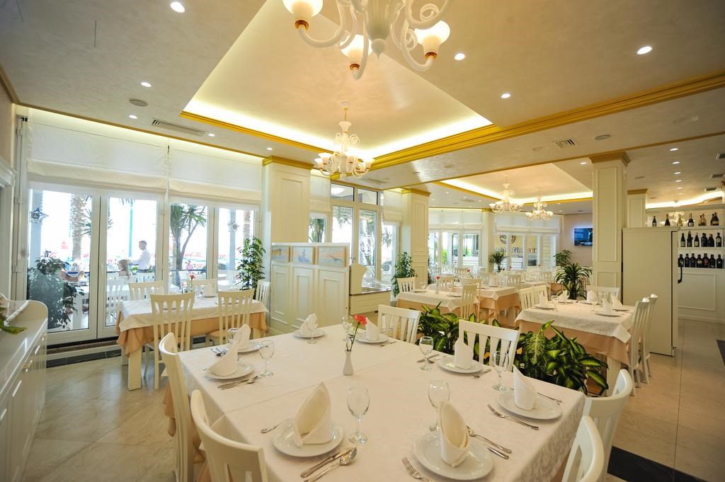 Iliria International: Restaurant