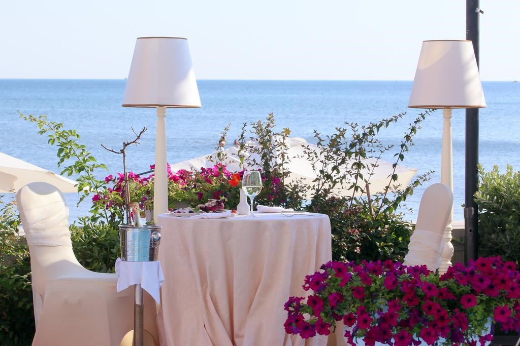 Palace Hotel & Spa: Beach