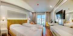 Premium Beach Hotel: Room - photo 19