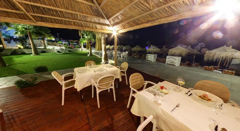 Saranda International: Restaurant