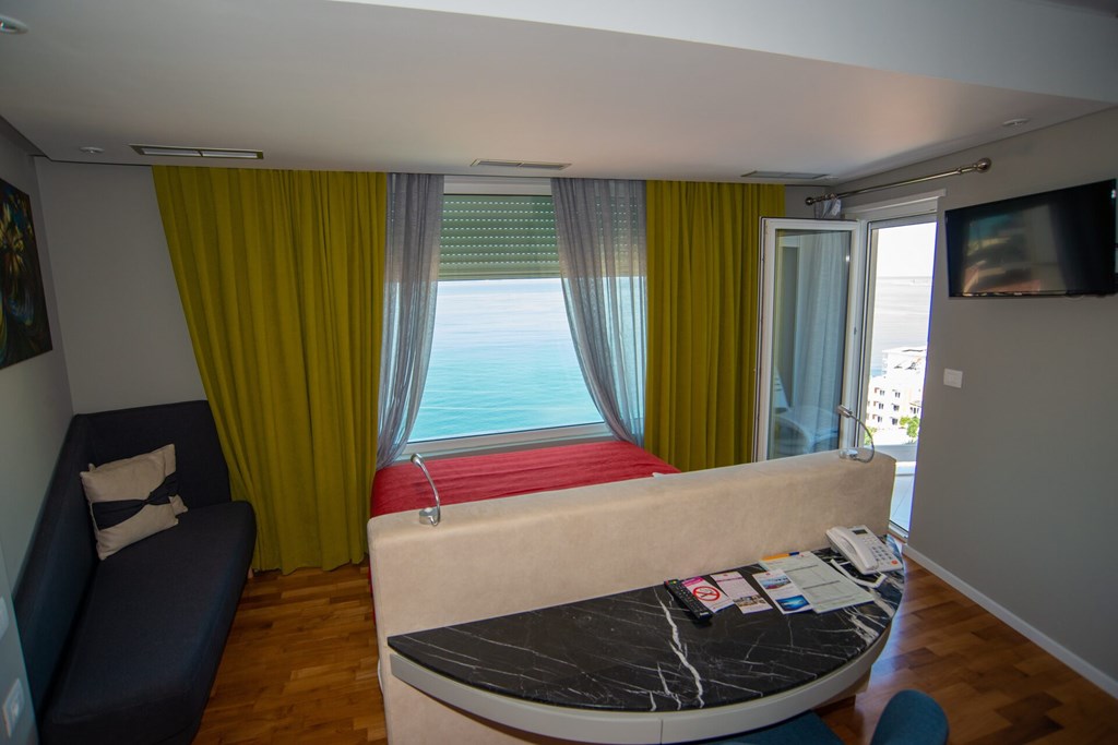 Bougainville Bay Hotel: Room