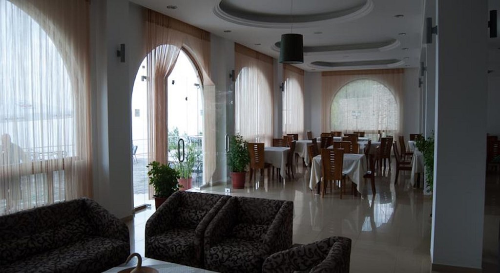 Palace Hotel: Restaurant