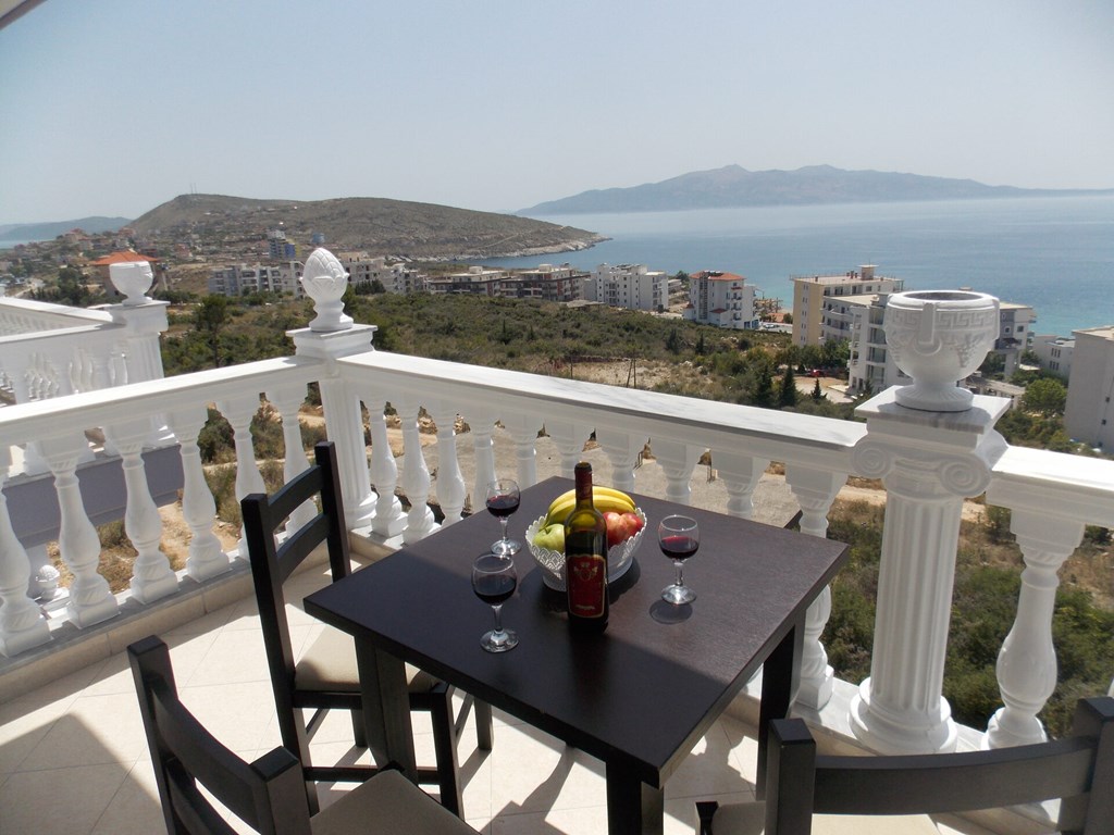 Hotel Keos: Terrace