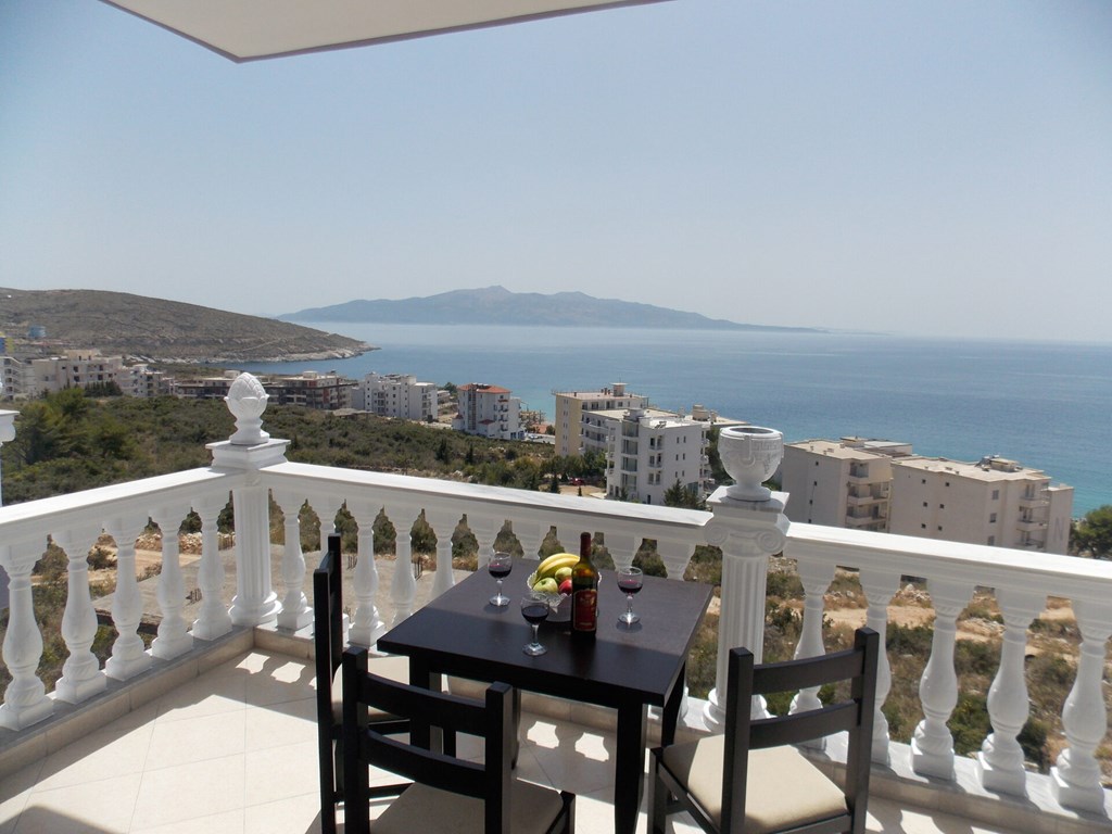 Hotel Keos: Terrace