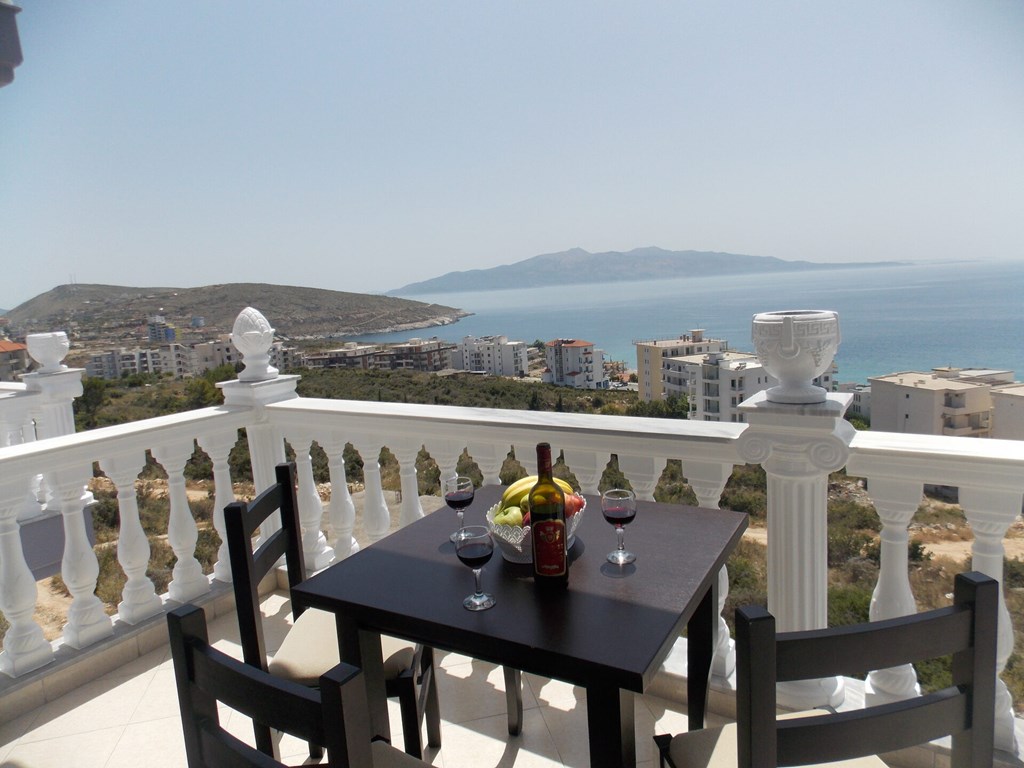 Hotel Keos: Terrace