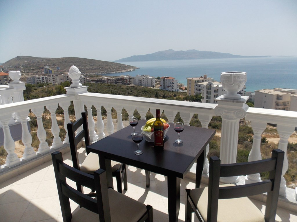 Hotel Keos: Terrace