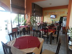 Ilria: Restaurant - photo 7