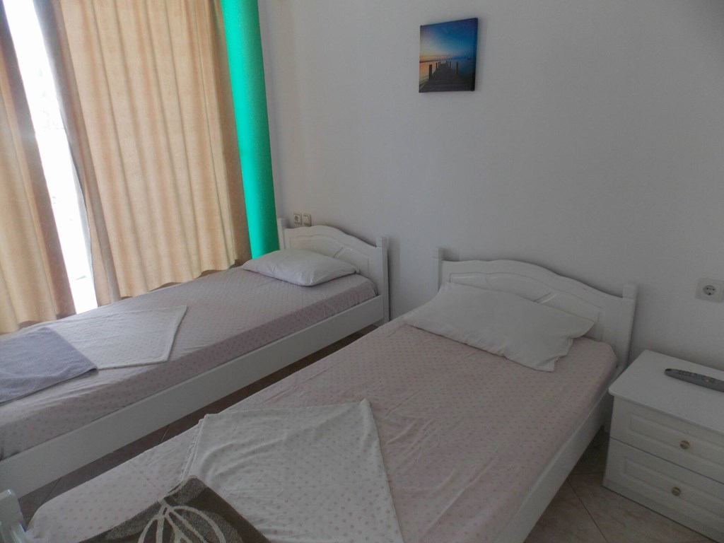 Damian Saranda Hotel: Room