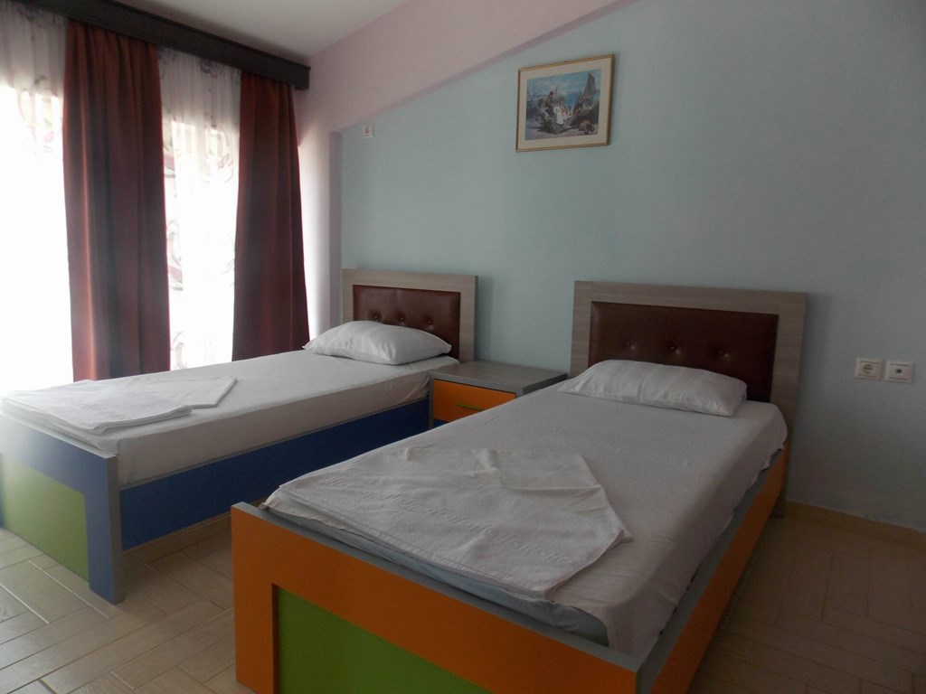 Damian Saranda Hotel: Room