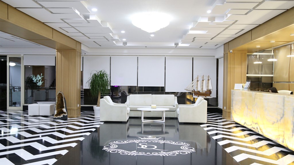 Santa Quaranta Hotel Saranda: Lobby