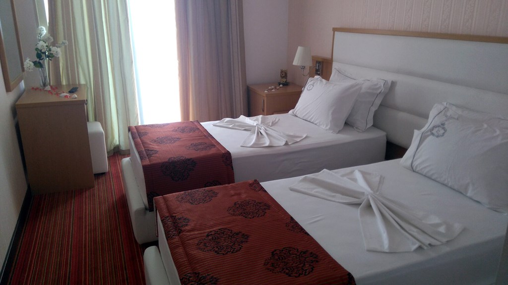 Santa Quaranta Hotel Saranda: Room