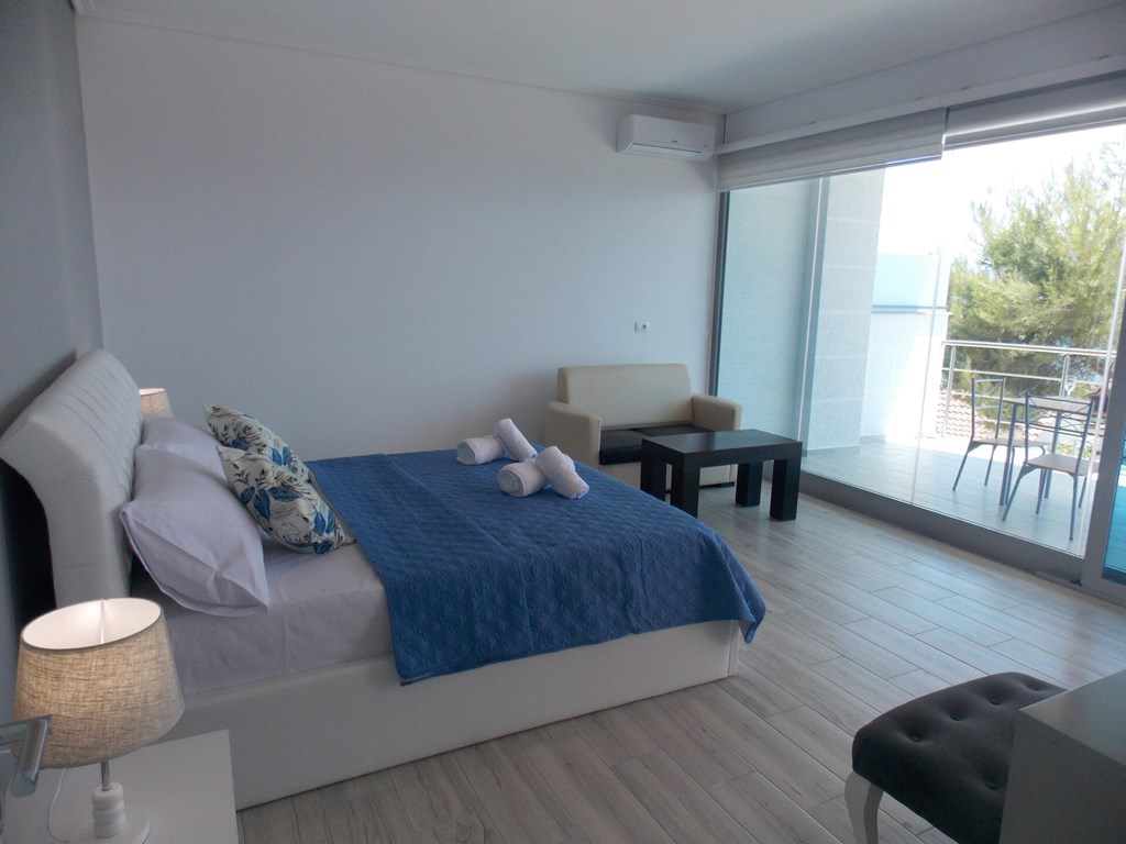 Oceanic Overview Suites: Room SUITE DELUXE