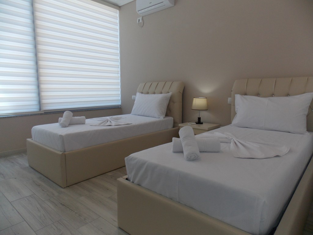 Oceanic Overview Suites: Room SUITE DELUXE