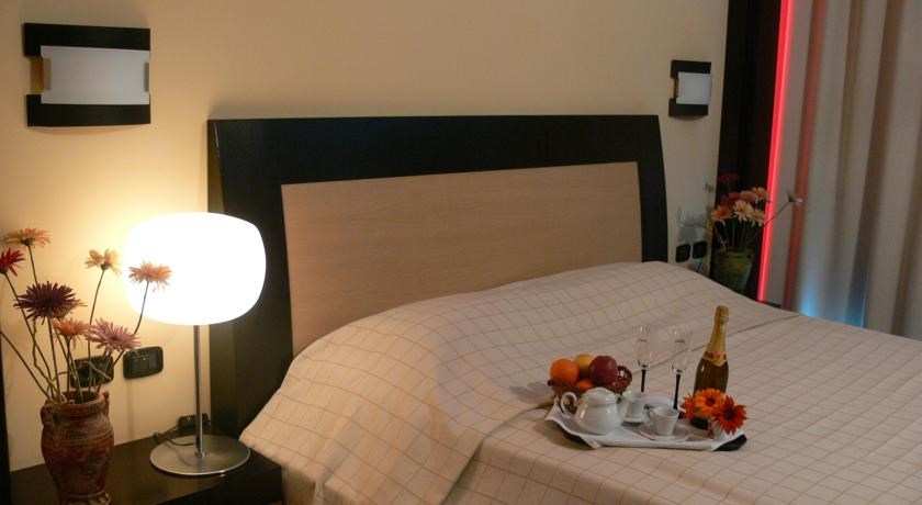 Vlora International: Room SINGLE STANDARD