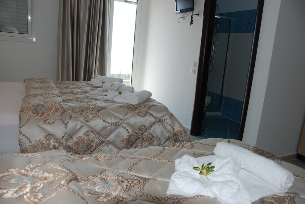 HH Boutique Hotel: Room TRIPLE SEA VIEW WITH BALCONY