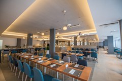 Arena Hotel Holiday: Restaurant - photo 4