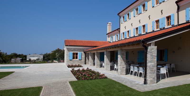 Hotel & Restaurant Velanera: General view