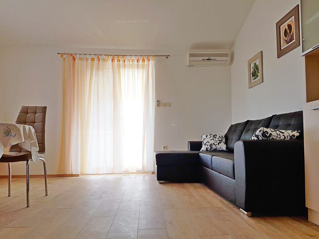 Apartments Ivancica: Room APARTMENT CAPACITY 4