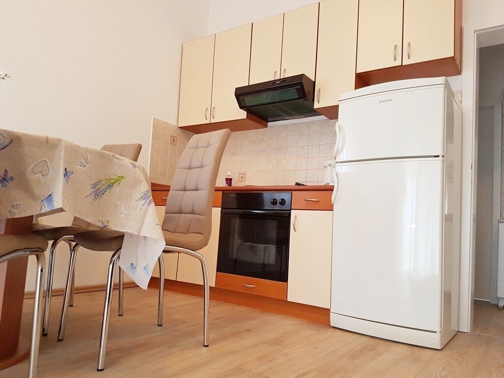 Apartments Ivancica: Room APARTMENT CAPACITY 4