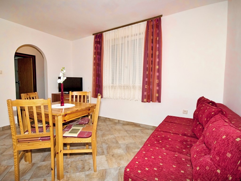 Apartments Snjezana: Room APARTMENT CAPACITY 2