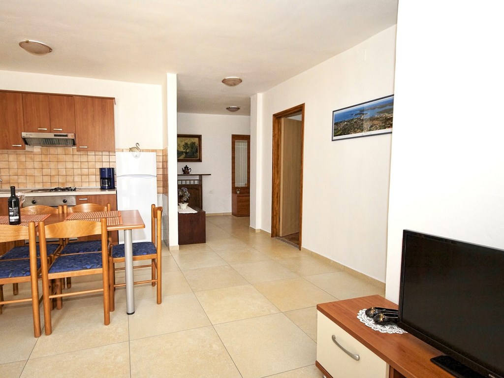 Apartments Snjezana: Room APARTMENT CAPACITY 4