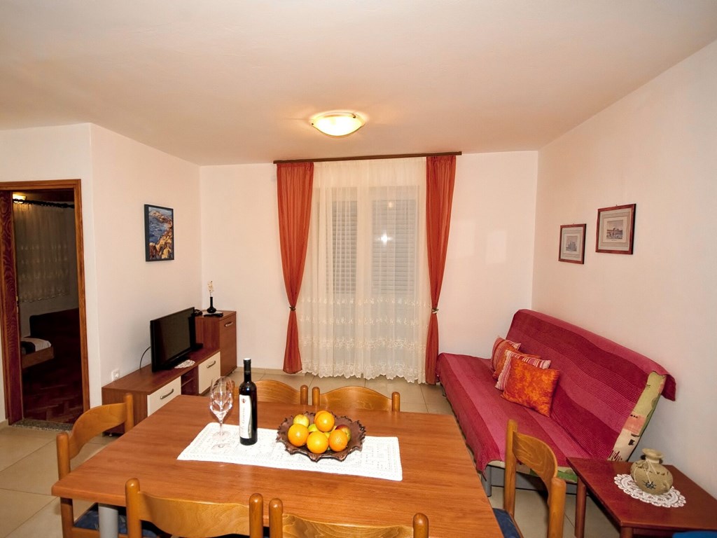 Apartments Snjezana: Room APARTMENT CAPACITY 4