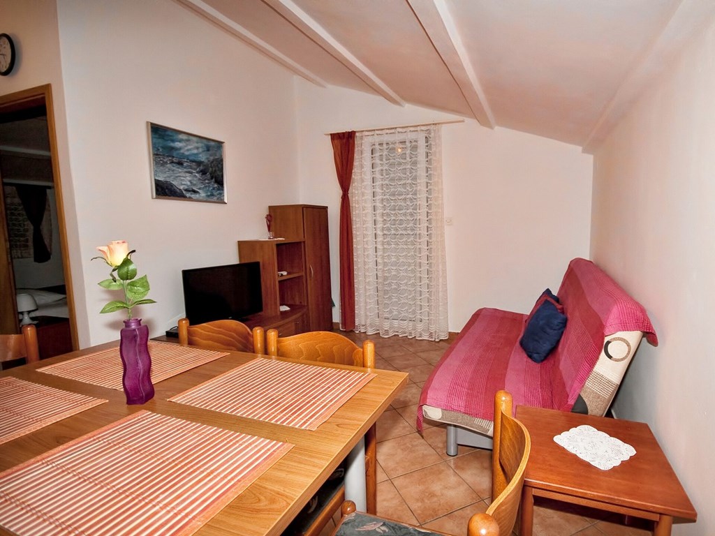 Apartments Snjezana: Room APARTMENT CAPACITY 5