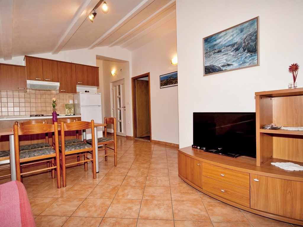 Apartments Snjezana: Room APARTMENT CAPACITY 5