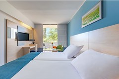 Valamar Diamant Hotel: Room Double or Twin SUPERIOR WITH BALCONY - photo 26