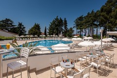 Valamar Pinia Hotel: Bar - photo 16