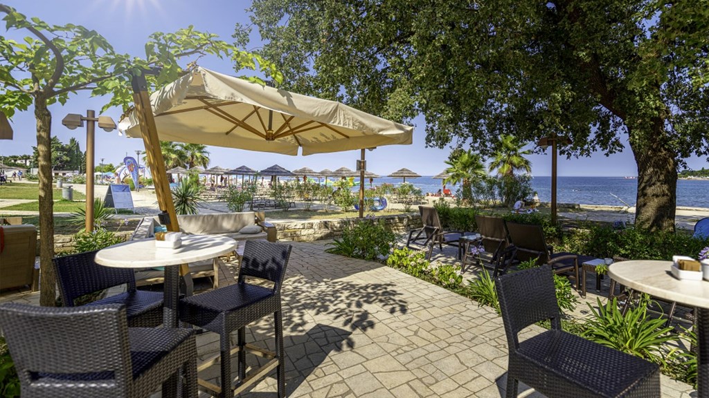 Valamar Pinia Hotel: Bar