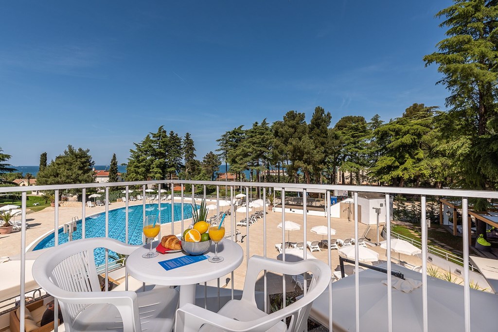 Valamar Pinia Hotel: Room TWIN SUPERIOR WITH BALCONY