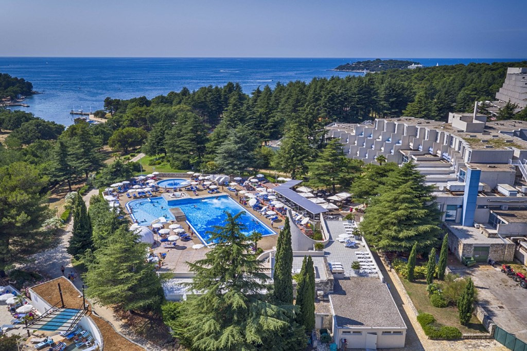 Valamar Crystal Hotel: General view