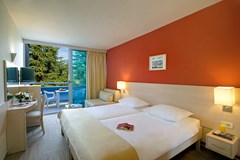 Valamar Crystal Hotel: Room TRIPLE SUPERIOR WITH BALCONY - photo 16