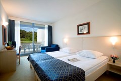 Rubin Sunny Hotel by Valamar: Room TRIPLE SUPERIOR WITH BALCONY - photo 18