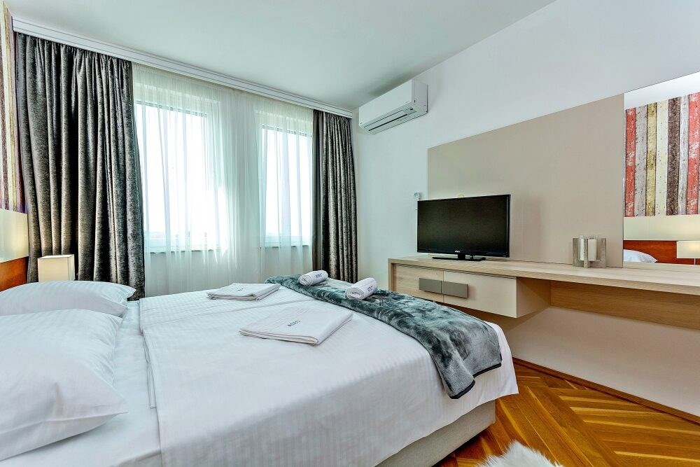 Aparthotel Adeo: Room FAMILY ROOM TWO BEDROOMS WITH TERRACE