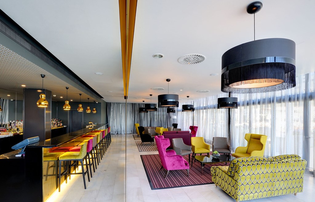 Hotel Park Plaza Histria: Bar