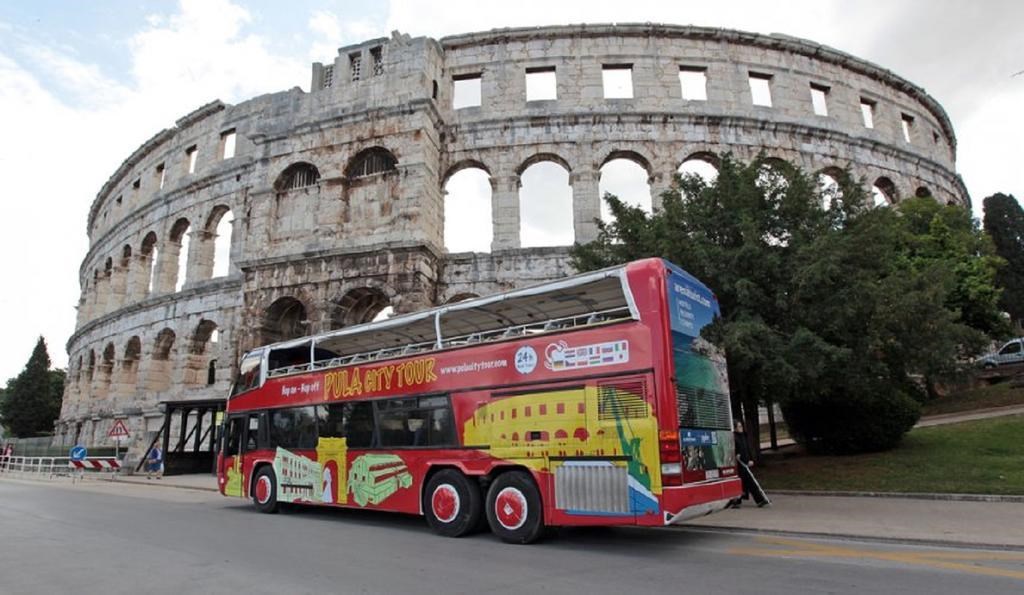 Pula: General view