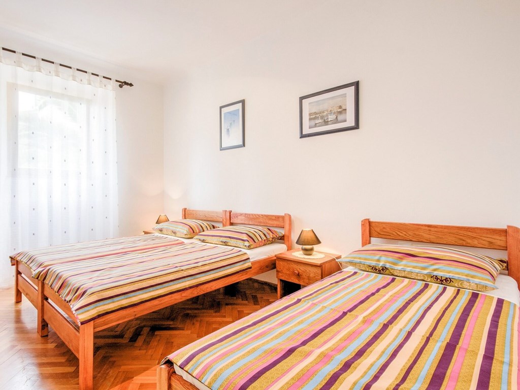 Apartments Predrag: Room APARTMENT CAPACITY 5