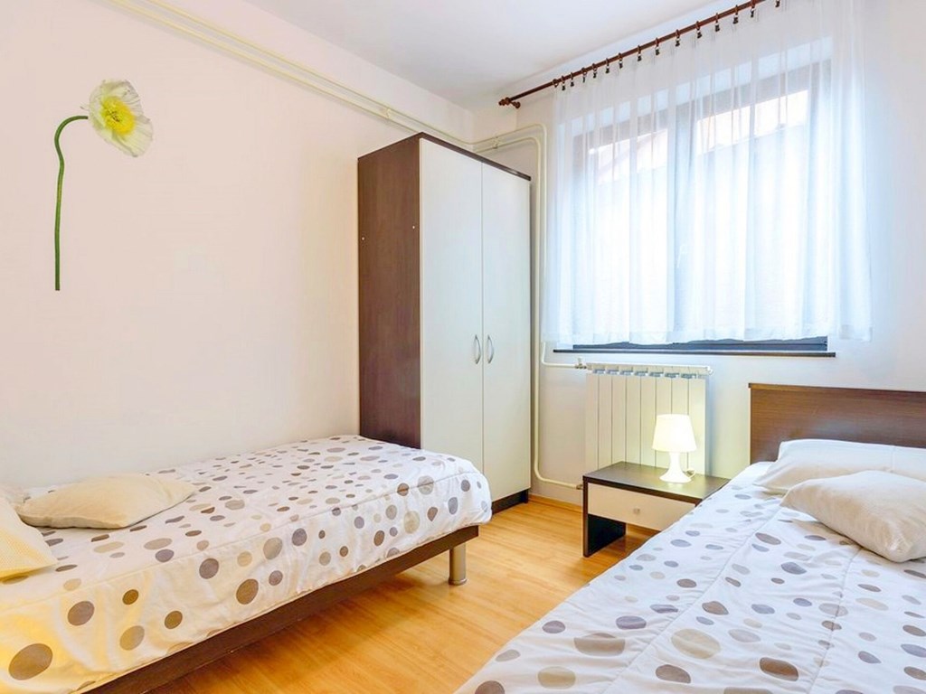 Apartments Miljenko: Room APARTMENT CAPACITY 4